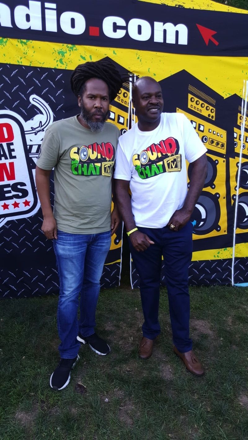 Chin-and-Dunns-River-